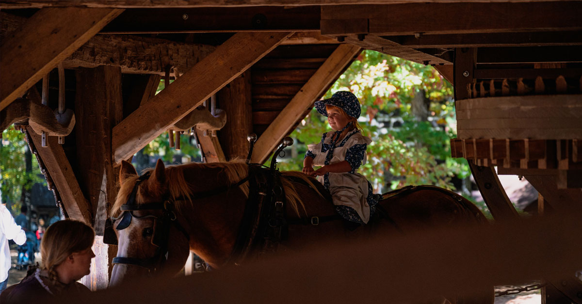 hart square event girl on horse